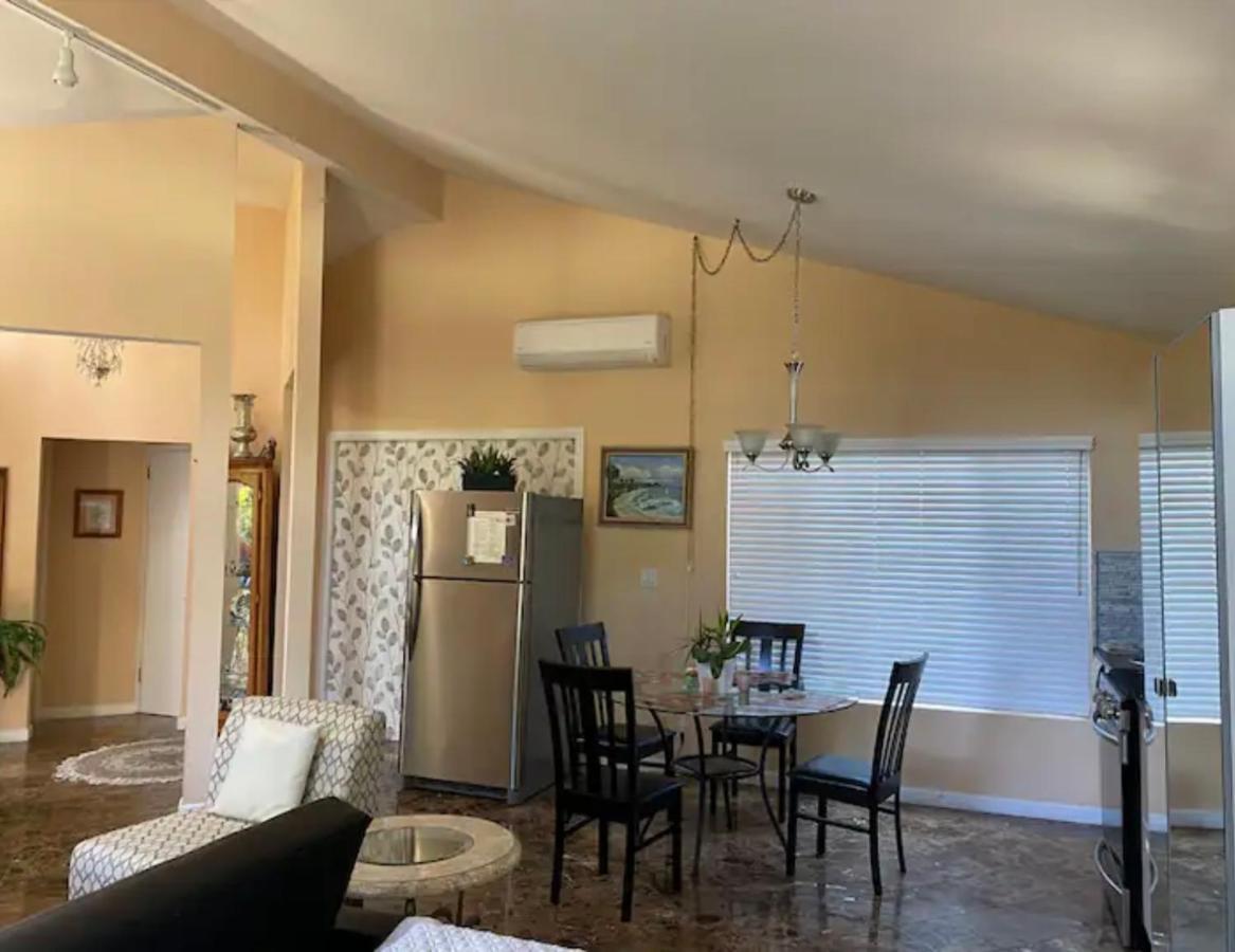 Large Luxury Studio With View In Santa Monica Extérieur photo