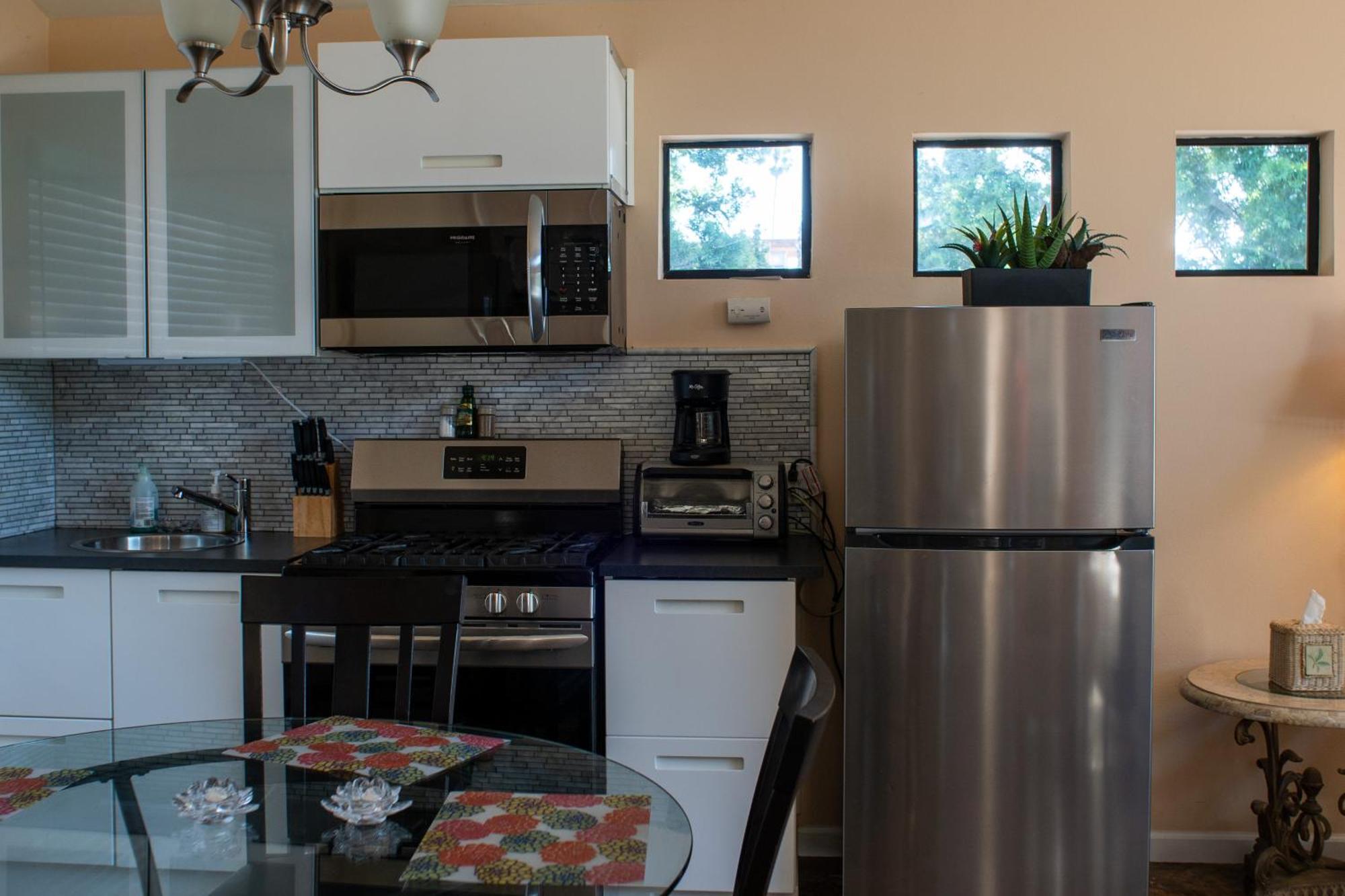 Large Luxury Studio With View In Santa Monica Extérieur photo